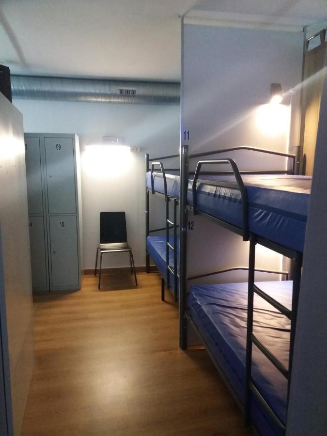 סנטיאגו דה קומפוסטלה Albergue Monterrey מראה חיצוני תמונה