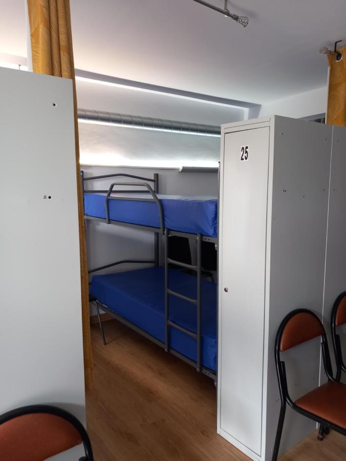 סנטיאגו דה קומפוסטלה Albergue Monterrey מראה חיצוני תמונה