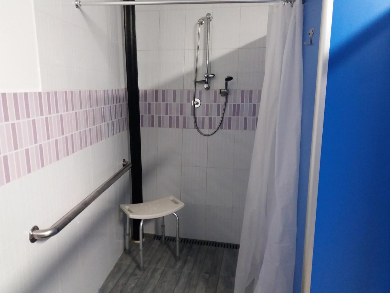 סנטיאגו דה קומפוסטלה Albergue Monterrey מראה חיצוני תמונה
