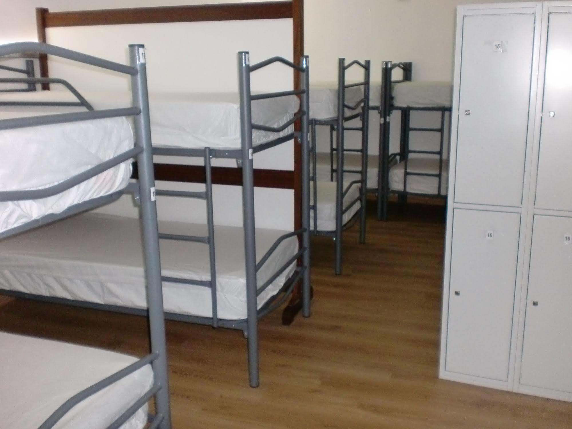 סנטיאגו דה קומפוסטלה Albergue Monterrey מראה חיצוני תמונה