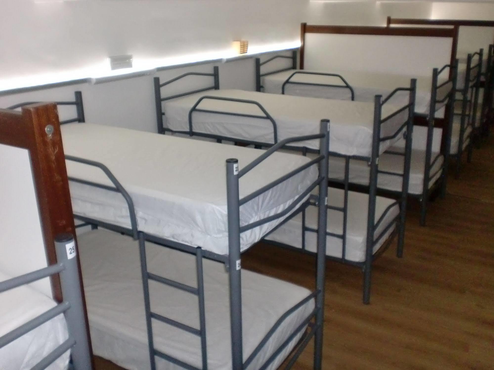 סנטיאגו דה קומפוסטלה Albergue Monterrey מראה חיצוני תמונה